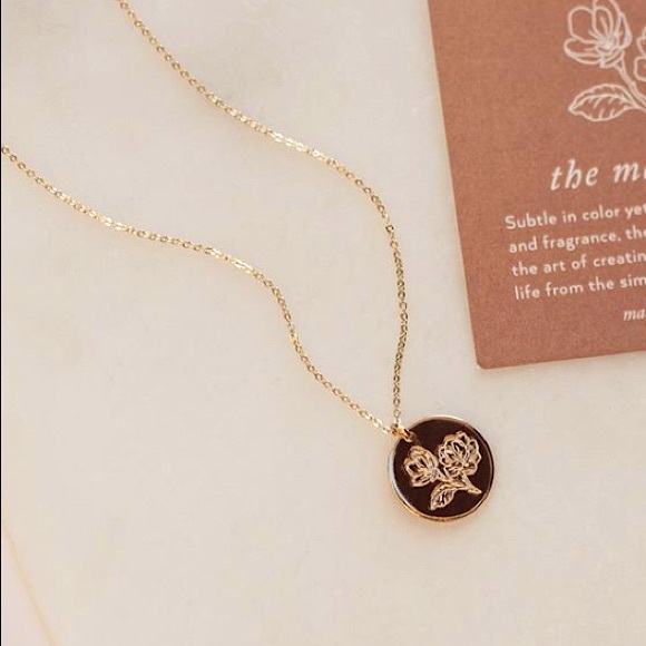 Magnolia Bohemian Minimalist Charm Gift Necklace - Picture 4 of 7